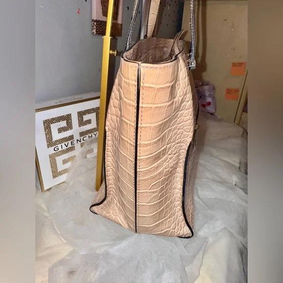 Huge Kate Spade Storybook lined Croc Embossed Cream Shoulder Bag - Picture 6 of 9